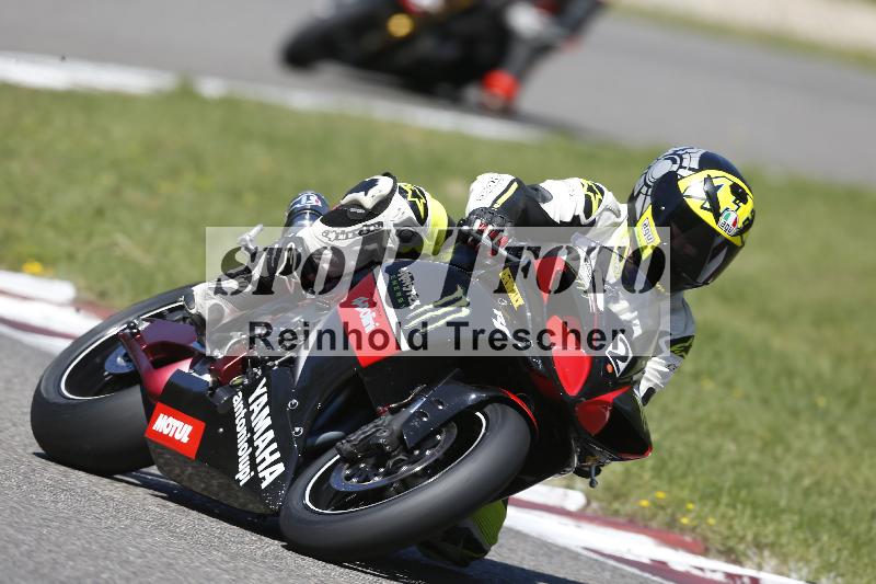 Archiv-2025/48 25.08.2025 Cornu Master School ADR/rot-rouge/2